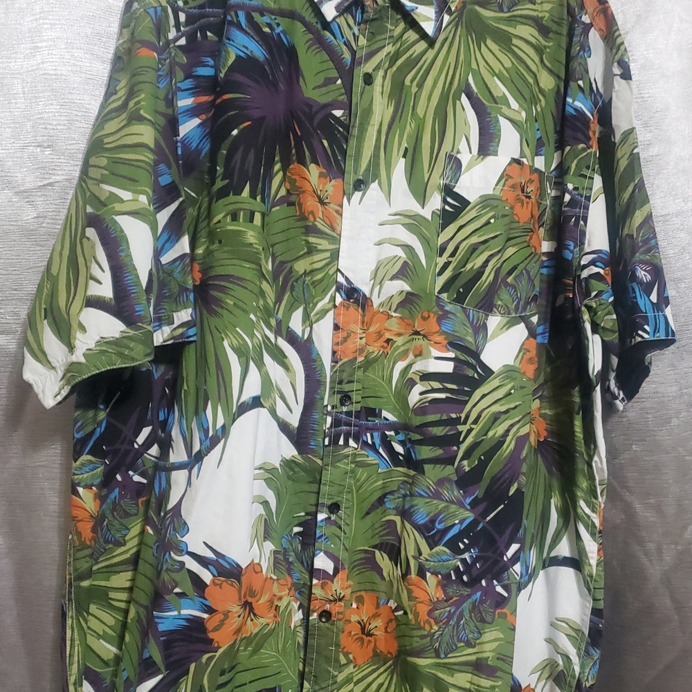 Vibrant Tropical Men's Casual Shirt